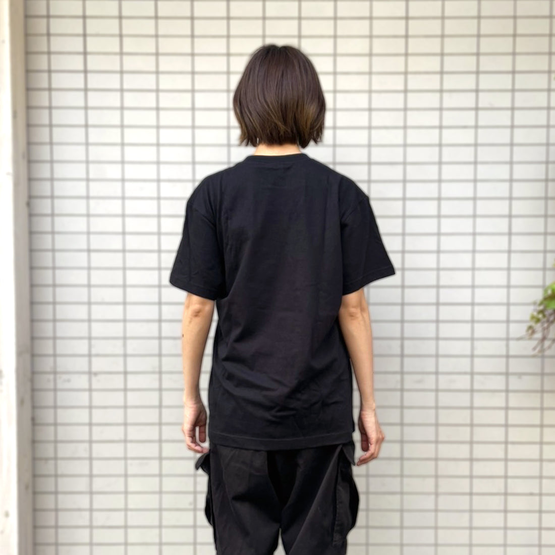 【再入荷】カワウソ「HANAZILLA」Tシャツ