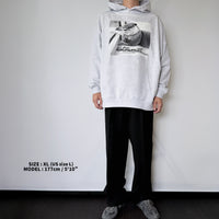 【NEW】Otter Kotaro Photo Hoodie – GRAY