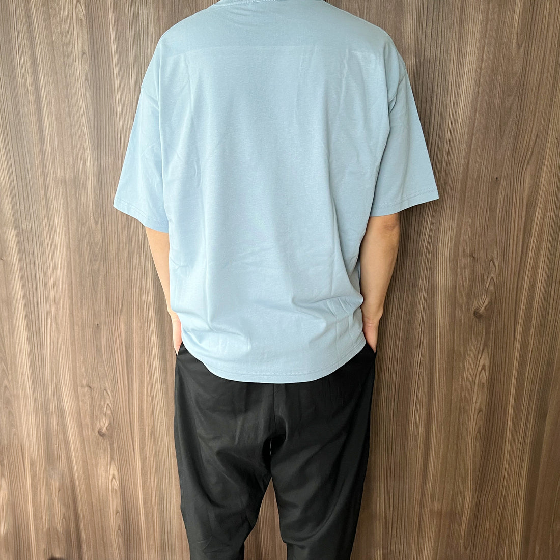 カワウソコタローとハナ 釣りTシャツ