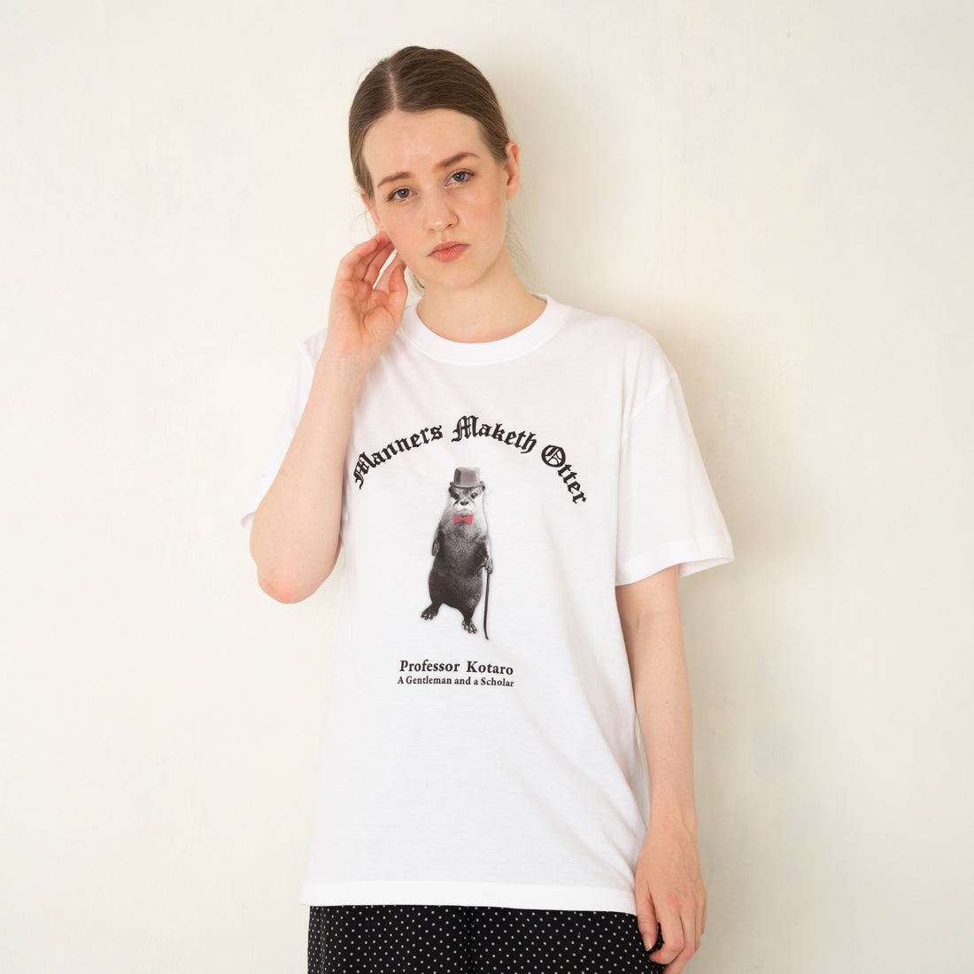 【NEW】Gentle Otter Kotaro T-Shirt – White