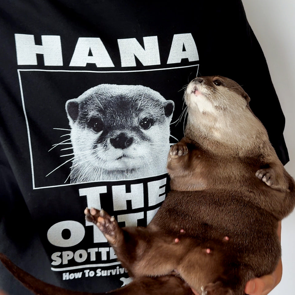 【NEW】「HANA THE OTTER」ビッグシルエットTシャツ