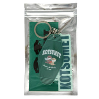 【NEW】OTTER KOTARO&HANA MOTEL KEYCHAIN - GREEN