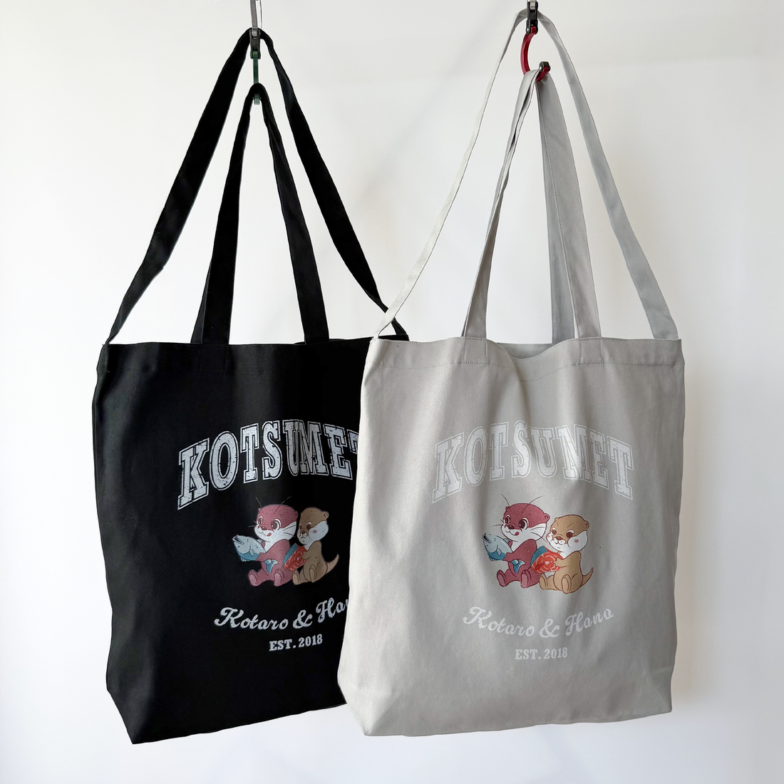 カワウソコタハナ 2WAYトートバッグ GRAY – KOTSUMET OFFICIALSTORE カワウソコタハナ 2WAYトートバッグ GRAY – KOTSUMET OFFICIALSTORE