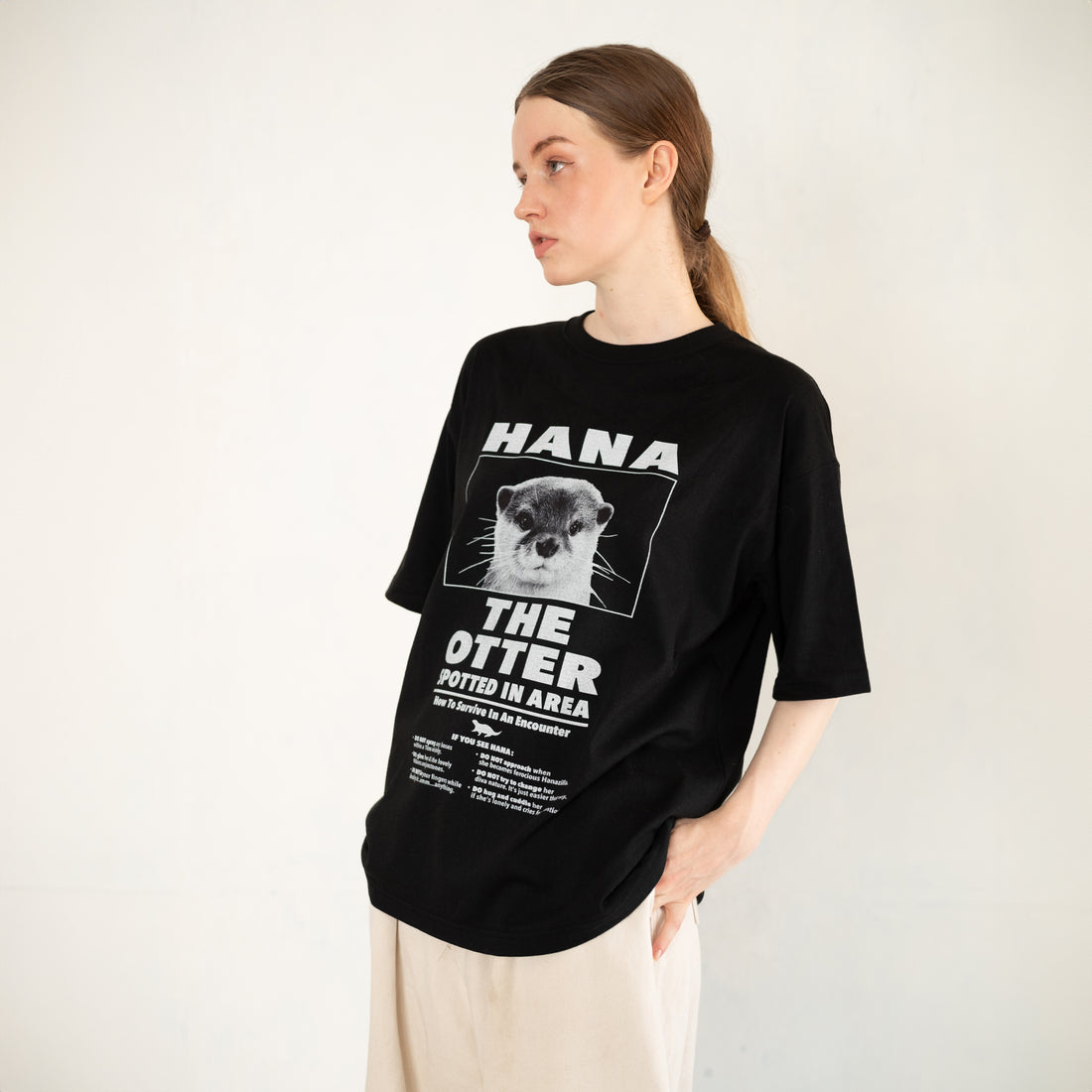 【NEW】「HANA THE OTTER」ビッグシルエットTシャツ