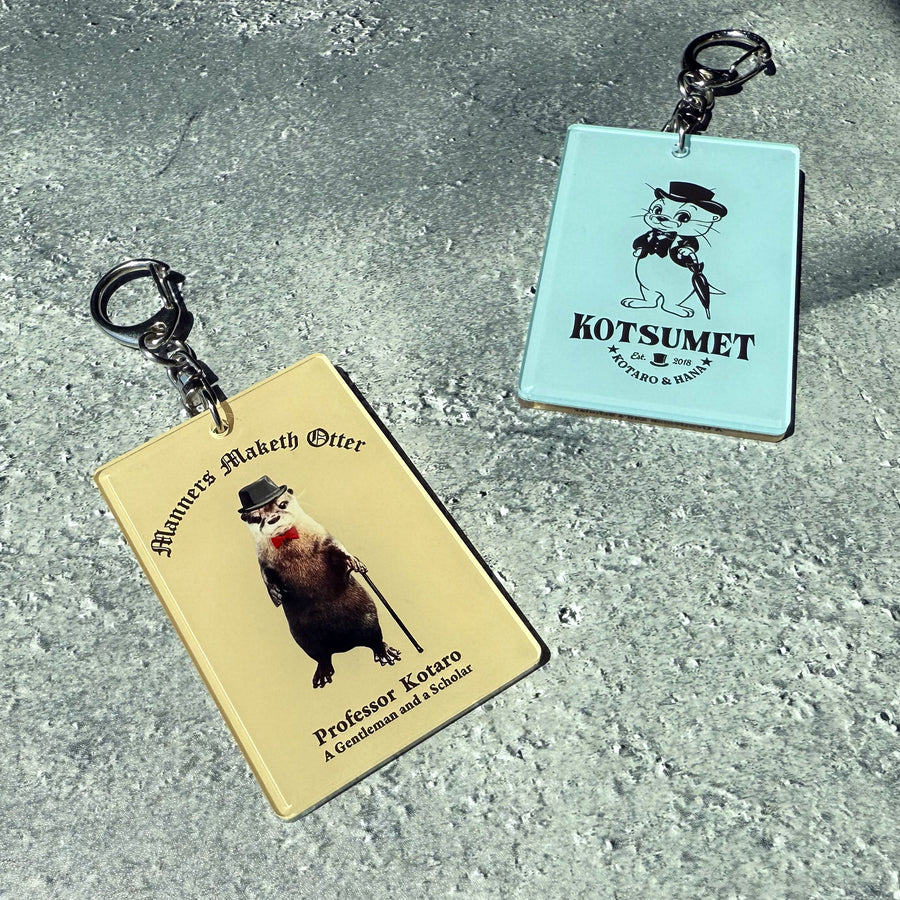 【NEW】Gentle Otter Kotaro Acrylic Keychain