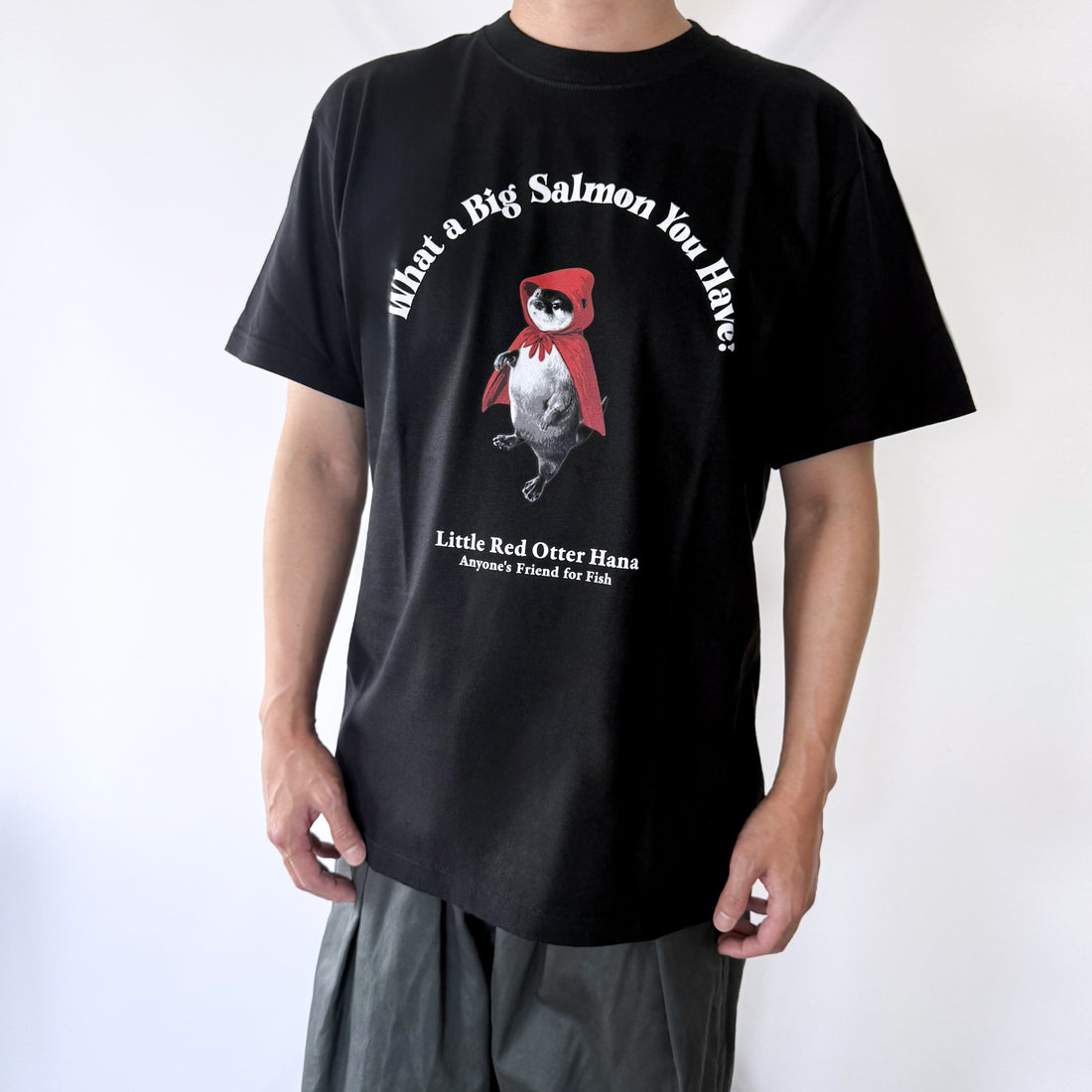 【NEW】Little Red Otter Hana T-Shirt – Black